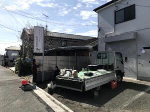 ホームページ屋ですが大和市西鶴間に4月にオープンするB型事業所の看板を設置させていただきました。